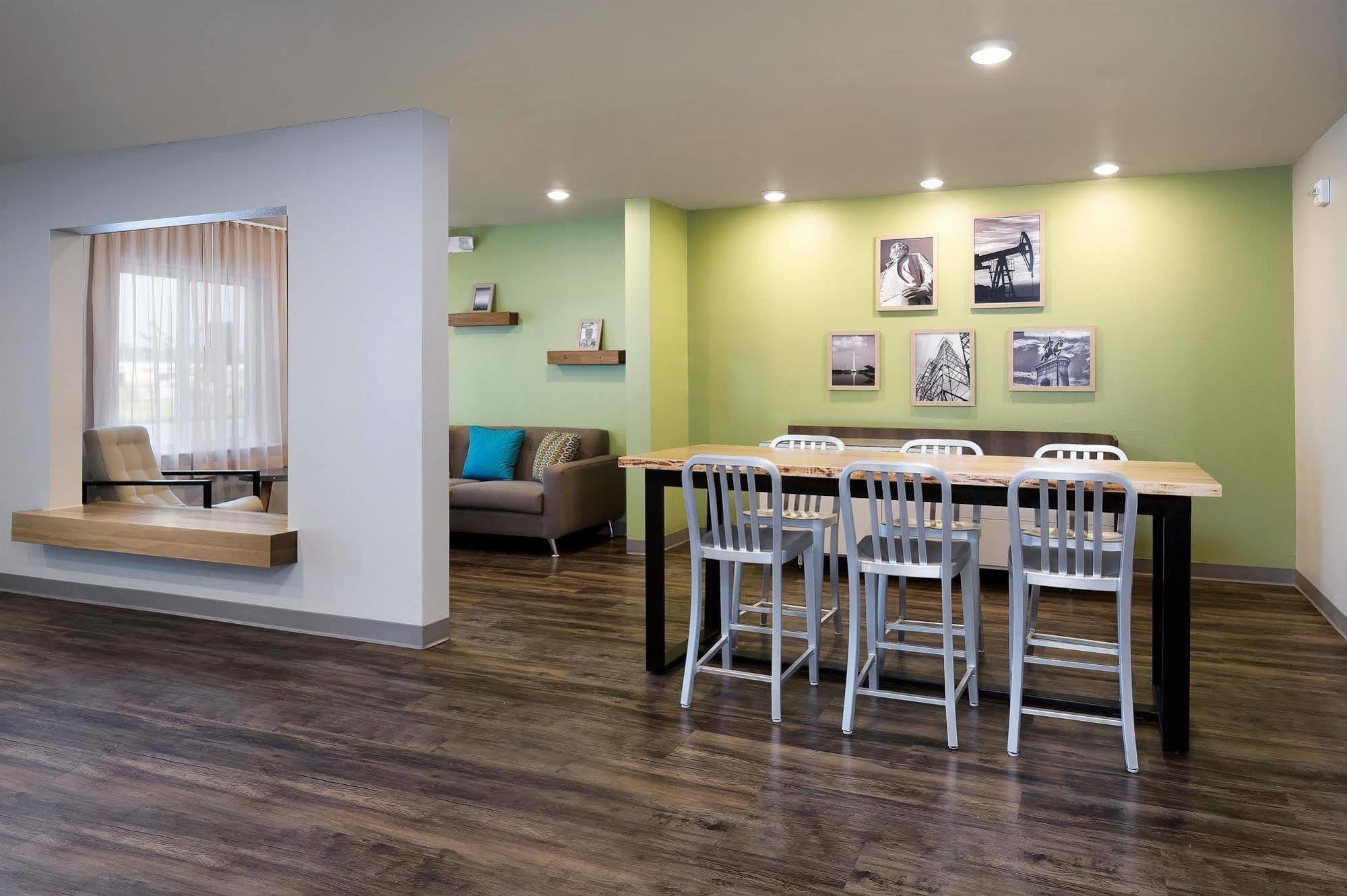 Woodspring Suites Houston Iah Airport ハンブル エクステリア 写真