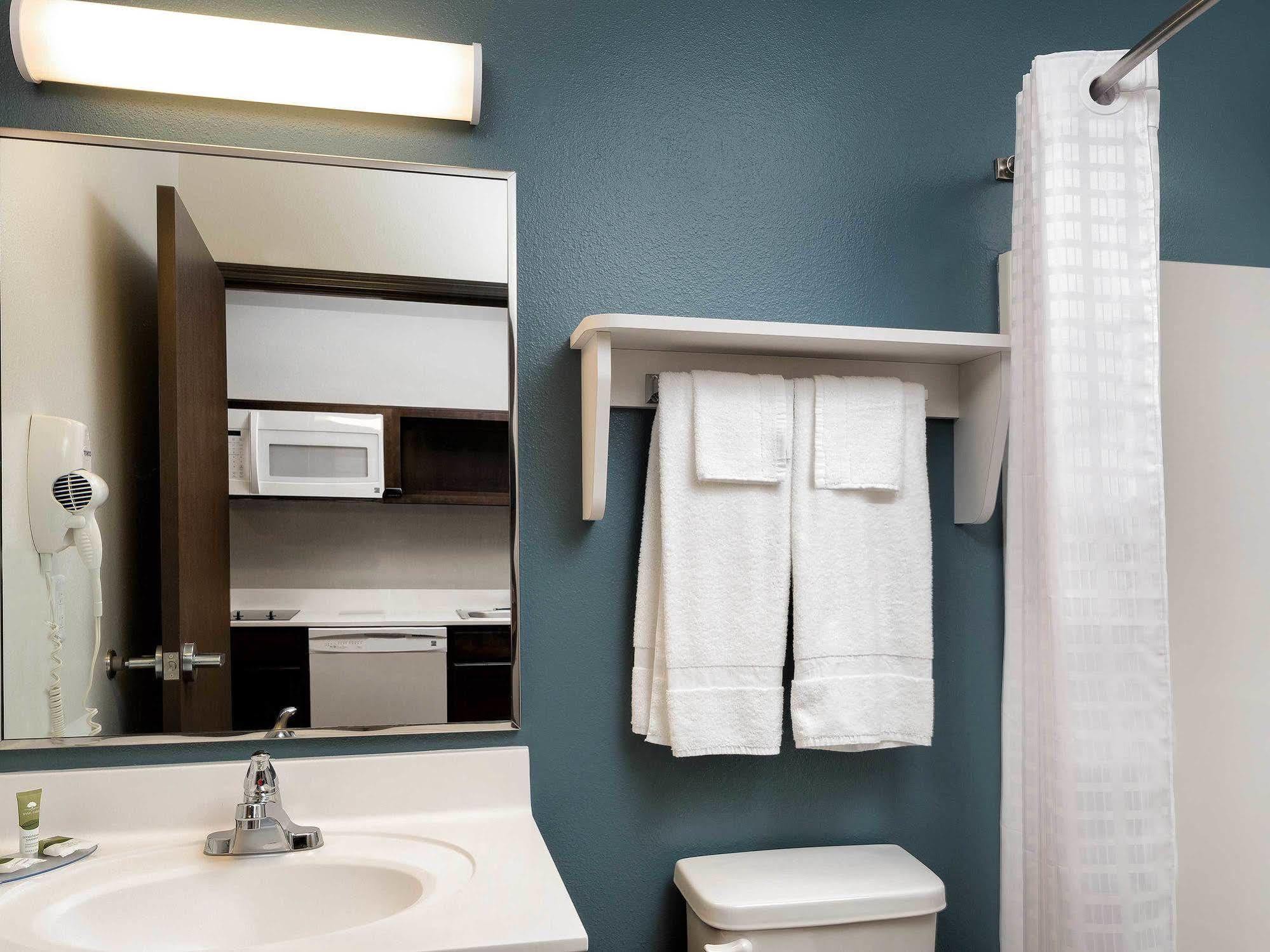 Woodspring Suites Houston Iah Airport ハンブル エクステリア 写真