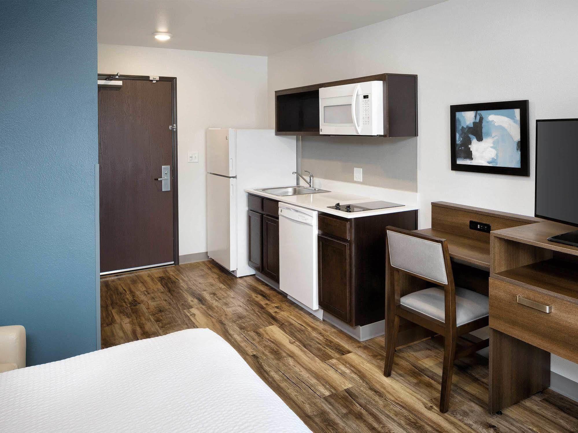 Woodspring Suites Houston Iah Airport ハンブル エクステリア 写真